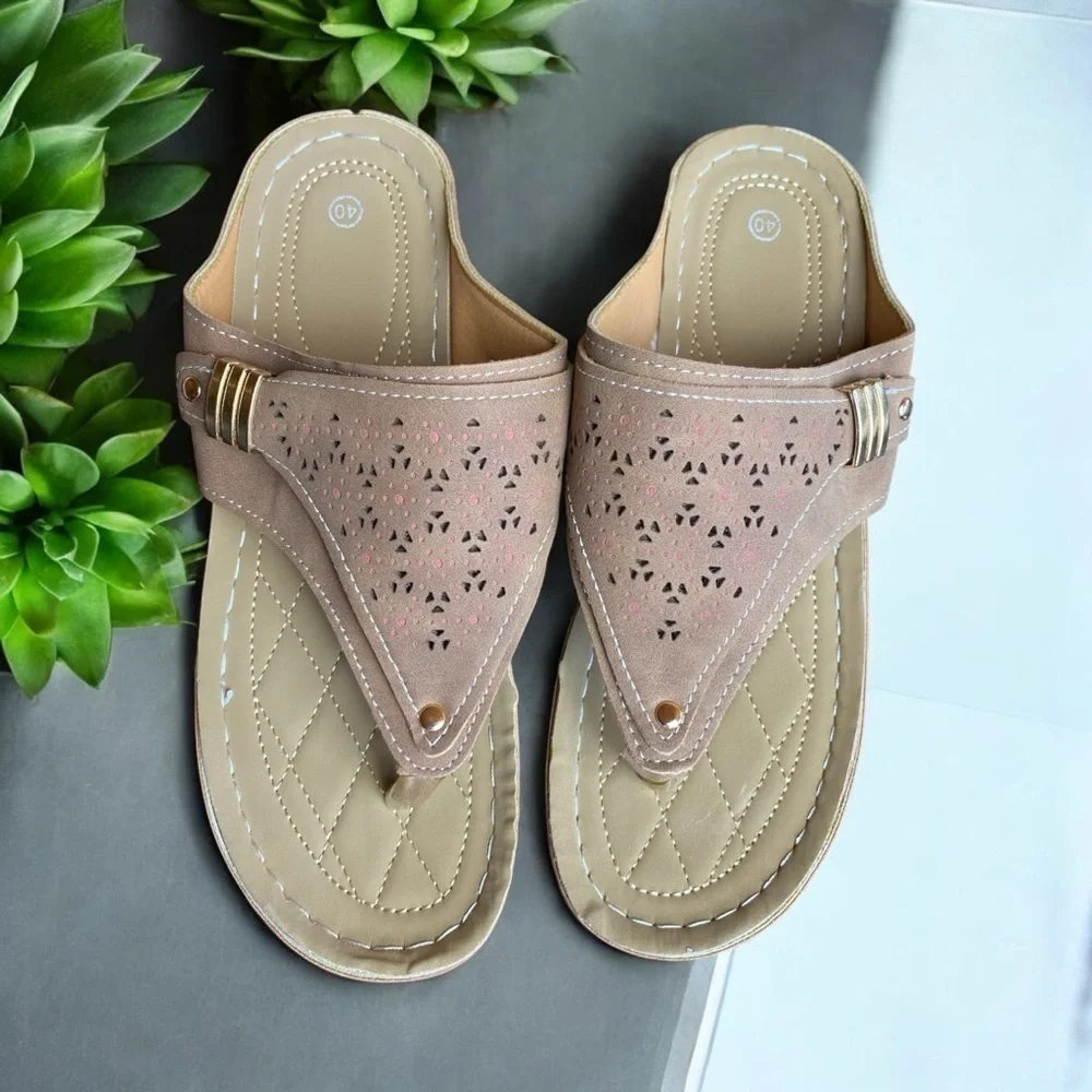 Woman’s size (40) wedge sandals brown & pink vegan leather NWOT